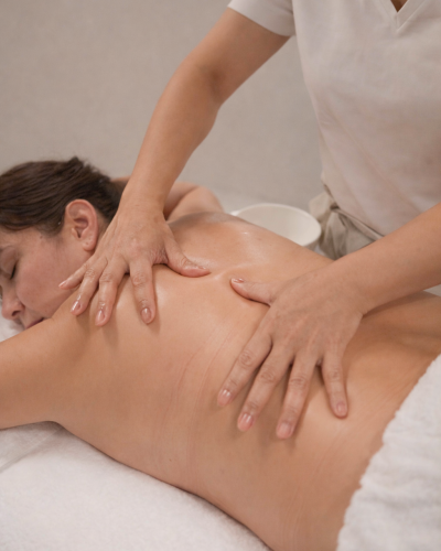 clarissaglow thai massage